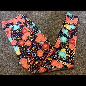 New LuLaRoe Leggings Size TC